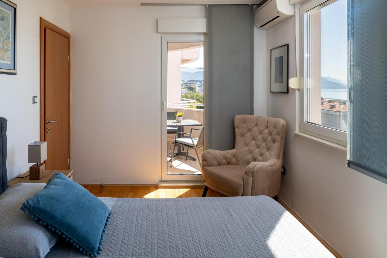 Big Modern Two - Bedroom With Sea View And Balcony - Appartement Split